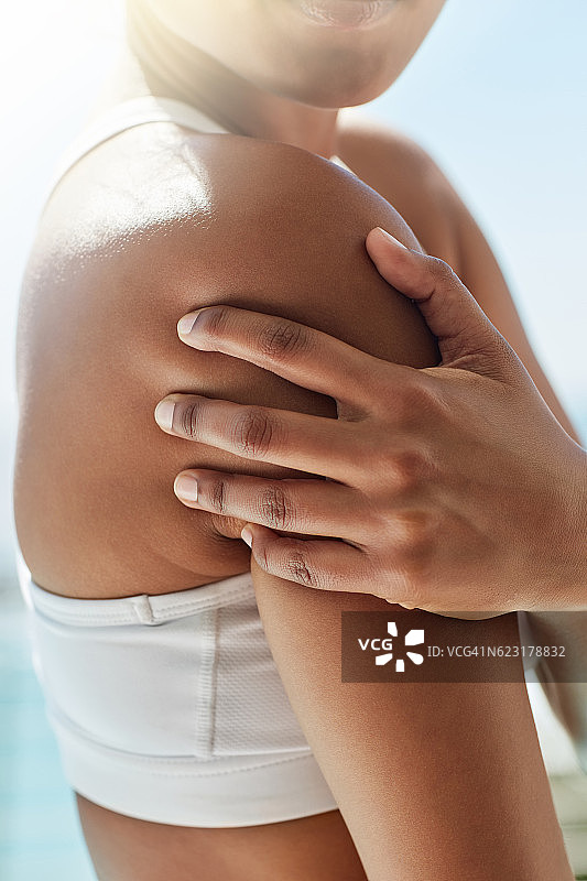 未雨绸缪，先行拉伸图片素材