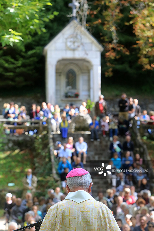 伊夫·布瓦维诺主教图片素材