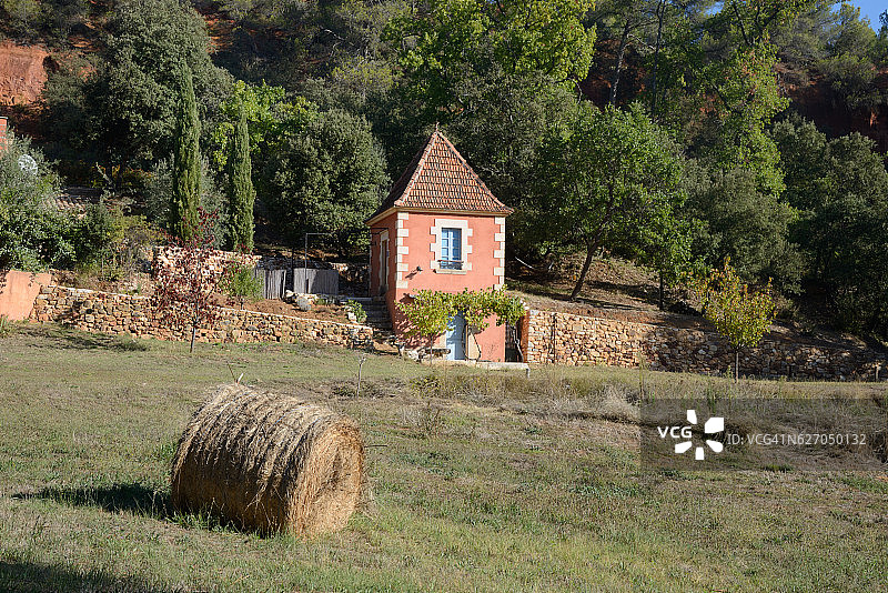 鲁西荣吕贝隆普罗旺斯的小屋或棚屋图片素材