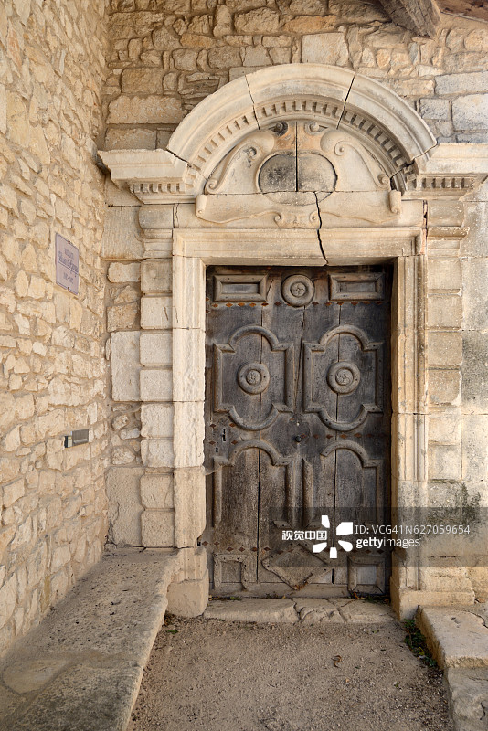 西米亚讷拉罗通德的佩利西耶德格朗热联排别墅（约17至18世纪）图片素材