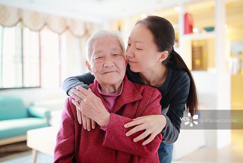 快乐的老两口图片素材