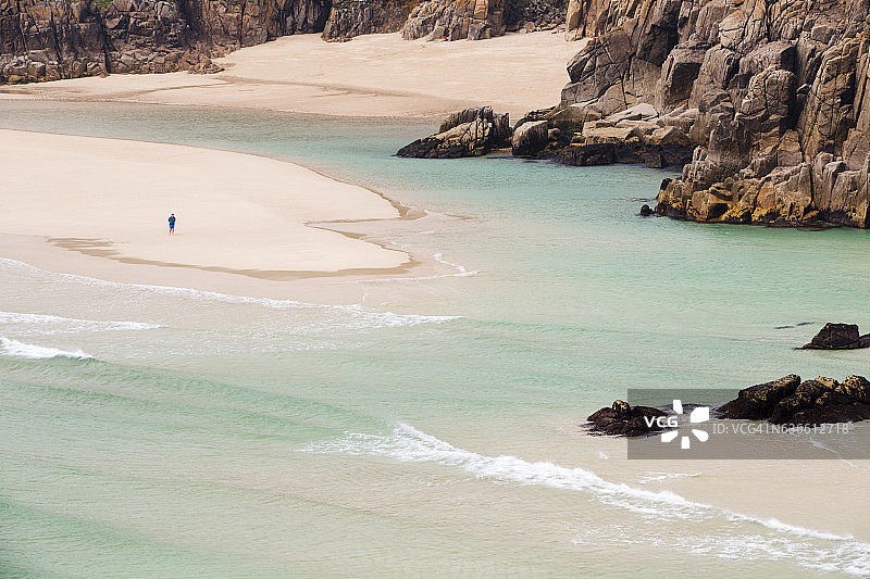波斯科诺的花岗岩悬崖和沙滩图片素材