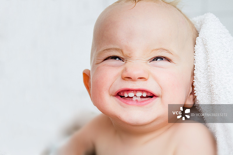 沐浴后的乐趣图片素材