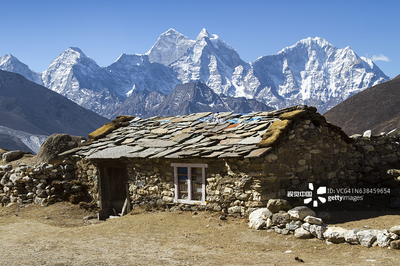 尼泊尔喜马拉雅山区的山村图片素材