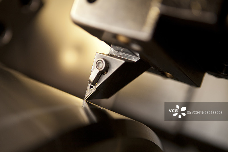 电脑控制金属切割工具图片素材