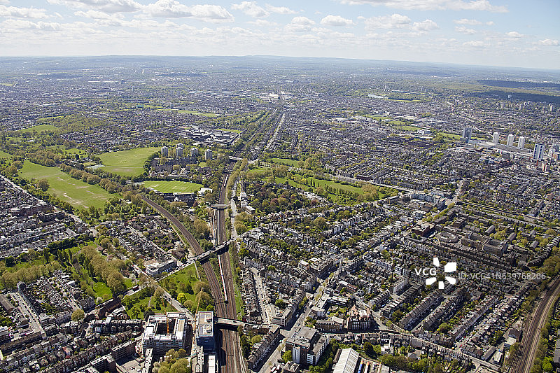 伦敦SW11区旺兹沃思和克拉珀姆枢纽南部航拍图片素材