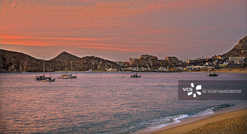 卡波圣卢卡斯海滩的清晨图片素材