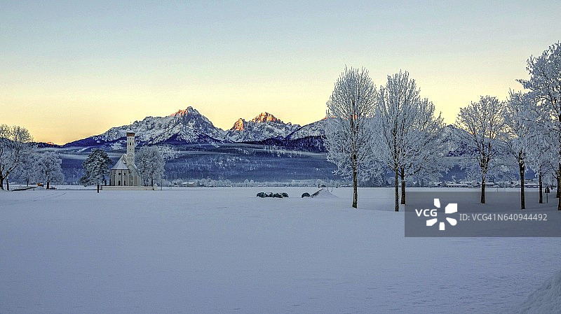 科洛曼朝圣教堂，位于德国巴伐利亚施瓦本施万高附近图片素材