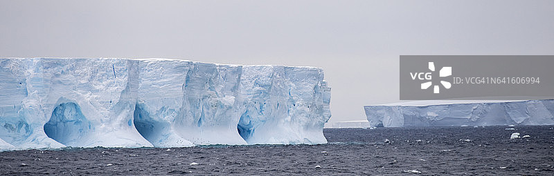 管状冰山，南奥克尼群岛图片素材