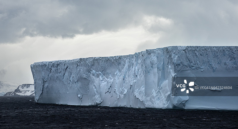 南极洲的 tabular 冰山图片素材