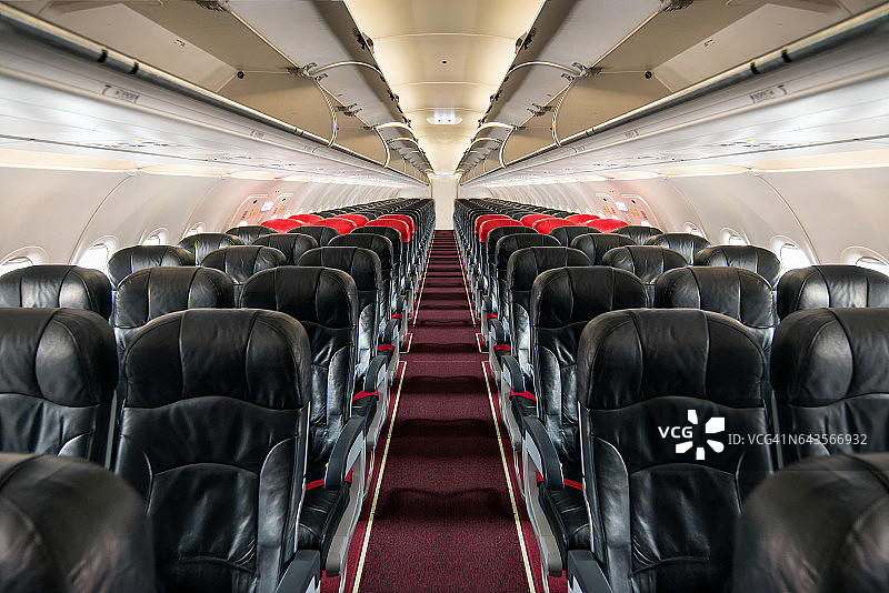 商务旅行交通工具的飞机座椅图片素材