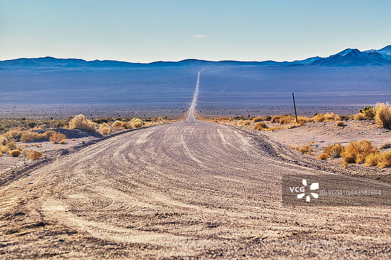 内华达州375号公路，又称外星人公路，美国图片素材