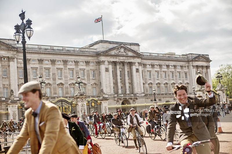 花呢骑行图片素材