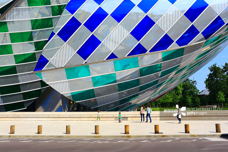 布洛涅森林中的路易威登基金会图片素材