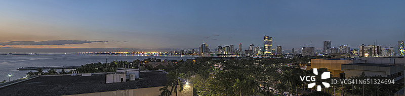 菲律宾马尼拉海湾和天际线图片素材