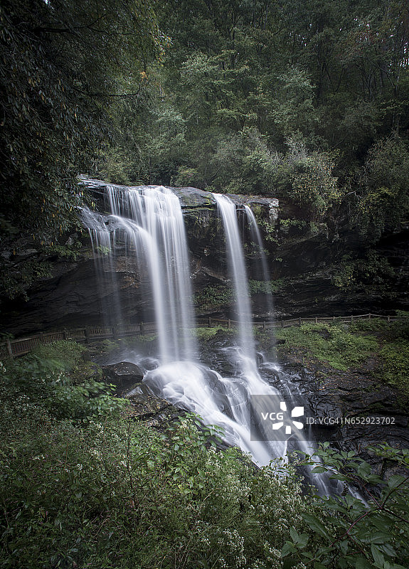 北卡罗来纳州高地干瀑布长曝光图片素材
