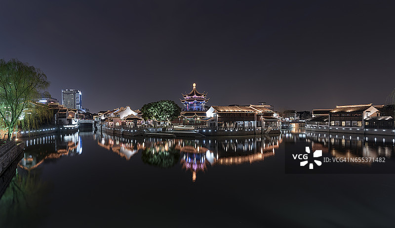 苏州园林夜景图片素材