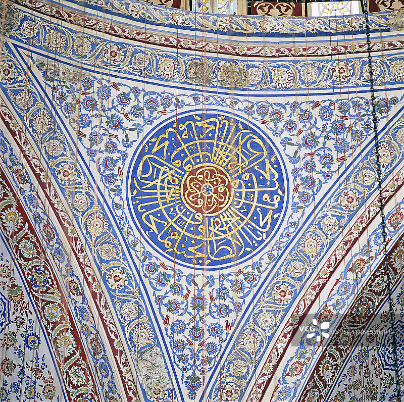 蓝色清真寺内部图片素材