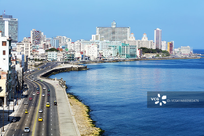 古巴哈瓦那马雷贡海滨大道图片素材