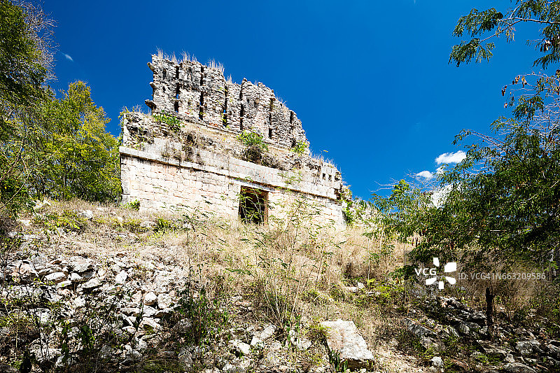 墨西哥尤卡坦州萨伊尔考古遗址埃尔米拉多神庙图片素材