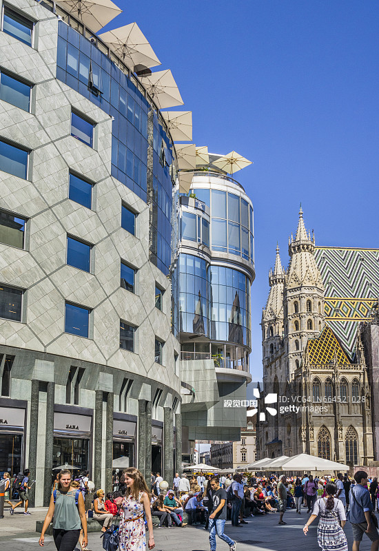 哈斯大楼和圣斯蒂芬大教堂图片素材