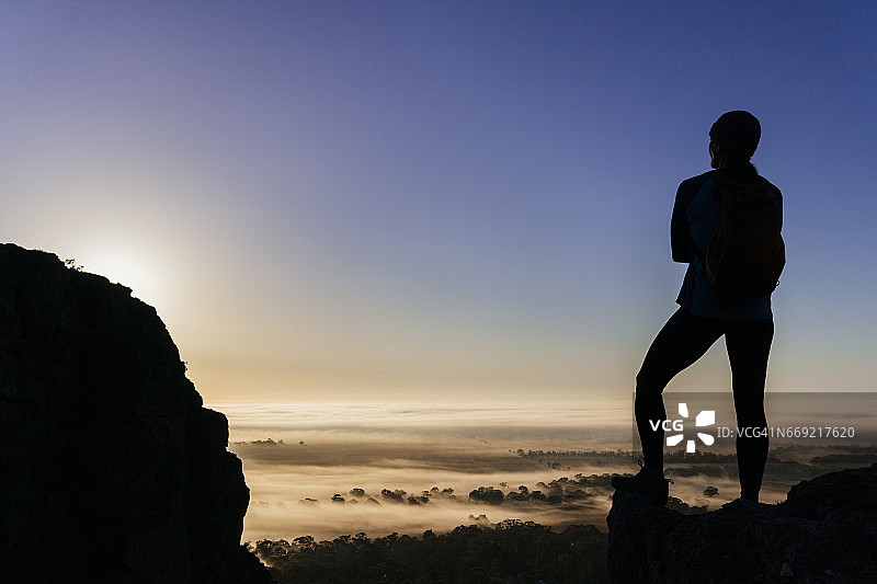阿拉皮利斯山景观图片素材