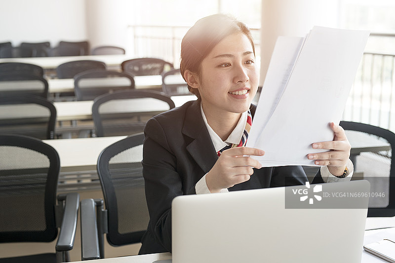 银行柜员图片素材