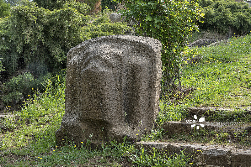 土耳其东南部耶塞梅克石雕工坊遗址图片素材
