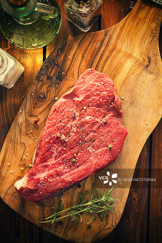 新鲜生牛排图片素材