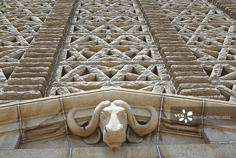 先民纪念碑建筑细节图片素材