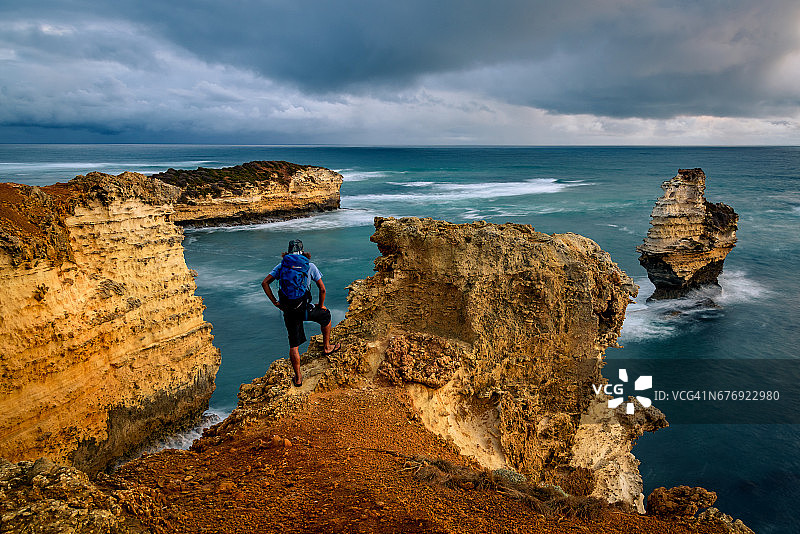 维多利亚大洋路群岛湾日落图片素材
