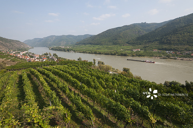 施皮茨镇多瑙河风光图片素材