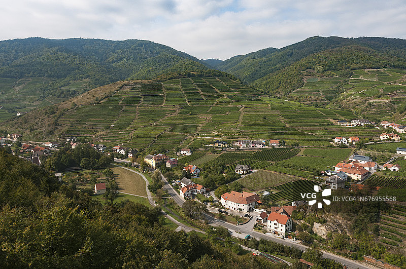 从上方俯瞰施皮茨镇图片素材