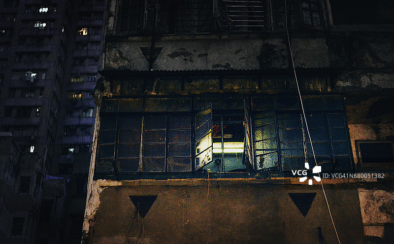 有人住在庙街图片素材