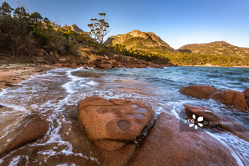 弗雷西内国家公园蜜月湾，塔斯马尼亚图片素材