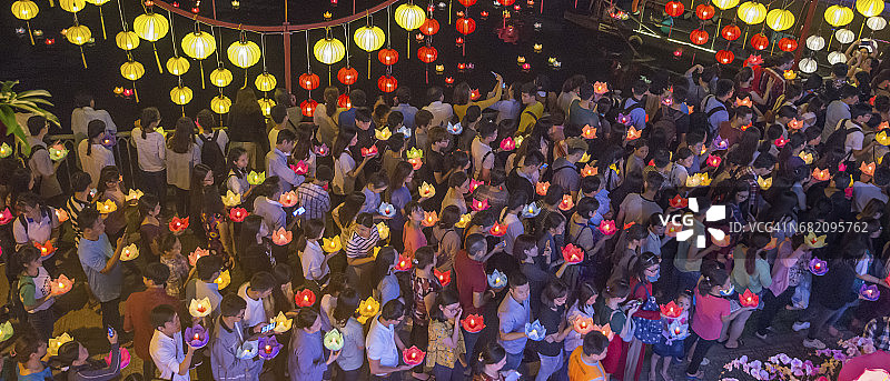 卫塞节游行队伍图片素材