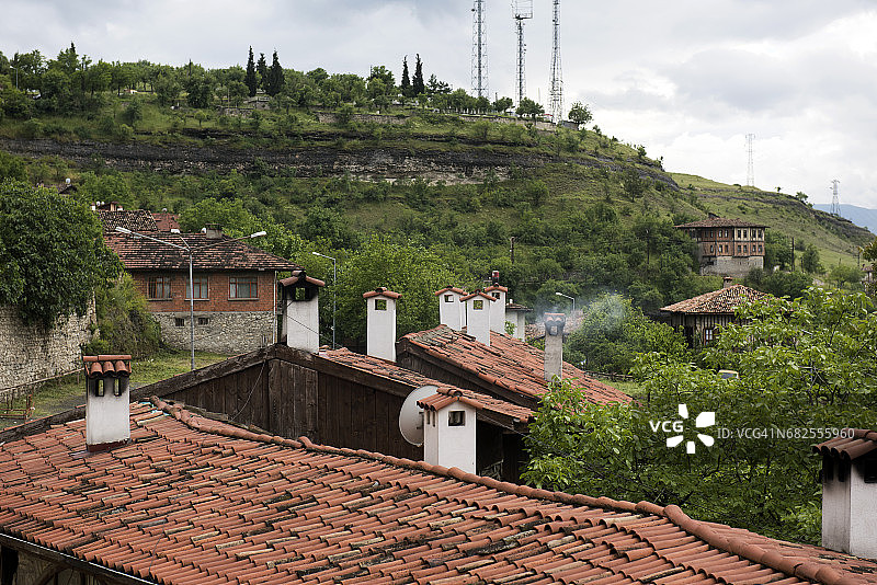 土耳其卡拉比克省萨夫兰博卢的房屋屋顶图片素材