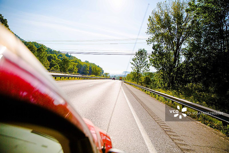 在路上图片素材