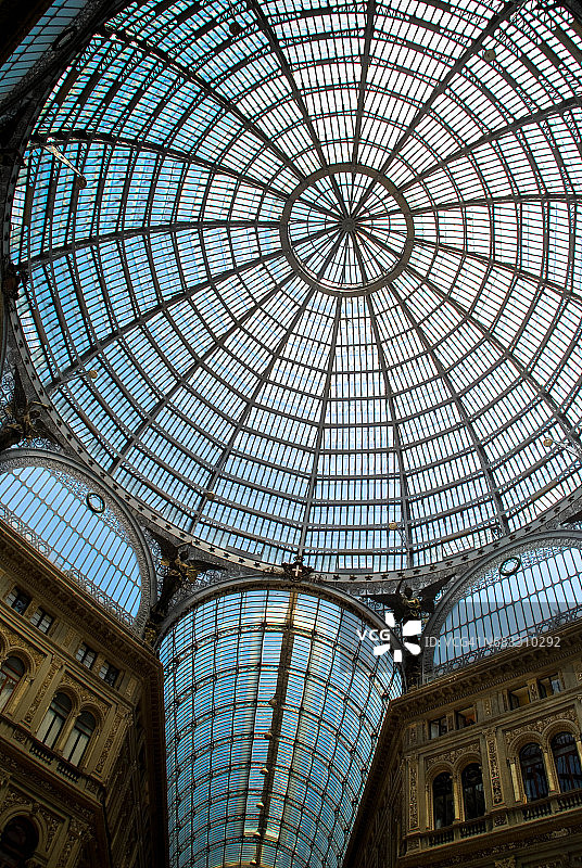 那不勒斯翁贝托一世拱廊街图片素材