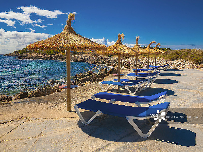 西班牙马略卡岛卡尔维亚-钦塞尔海湾图片素材