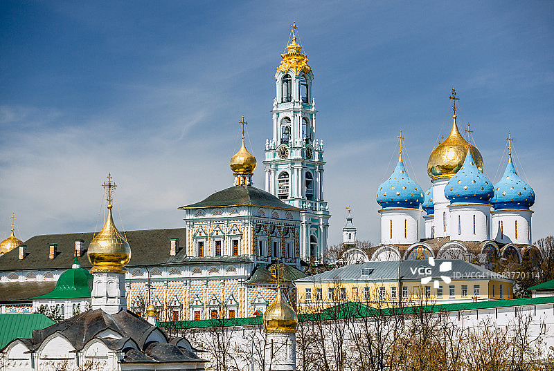 俄罗斯谢尔吉耶夫镇圣三一修道院景观图片素材