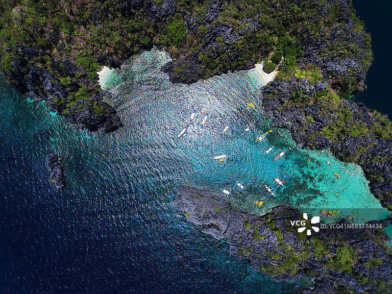 巴拉望群岛的小潟湖图片素材