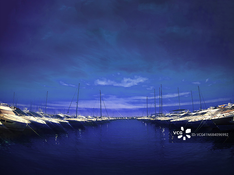 西班牙马略卡岛： Marina - Portals Nous图片素材