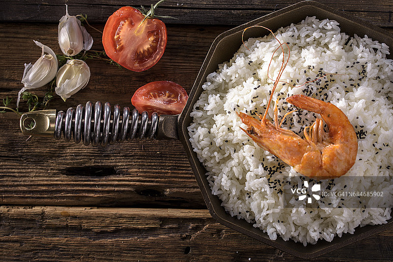 铁板大虾饭图片素材