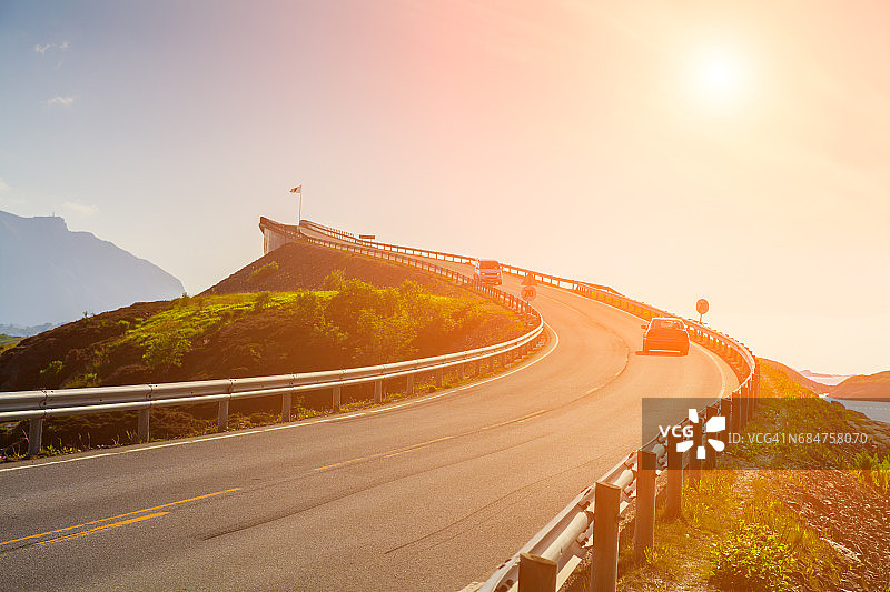 挪威大西洋海滨公路斯托尔赛松桥图片素材