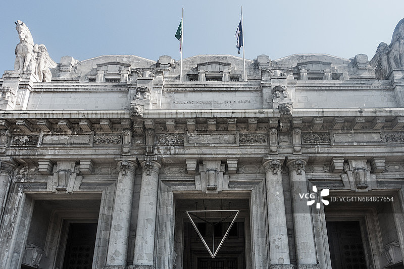 意大利米兰中央火车站图片素材