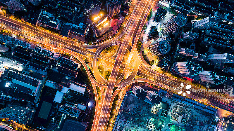 夜间立交桥航拍图片素材