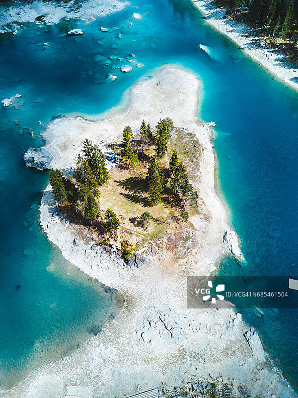 瑞士卡劳马赛湖图片素材