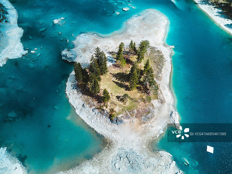 瑞士卡劳马赛湖图片素材