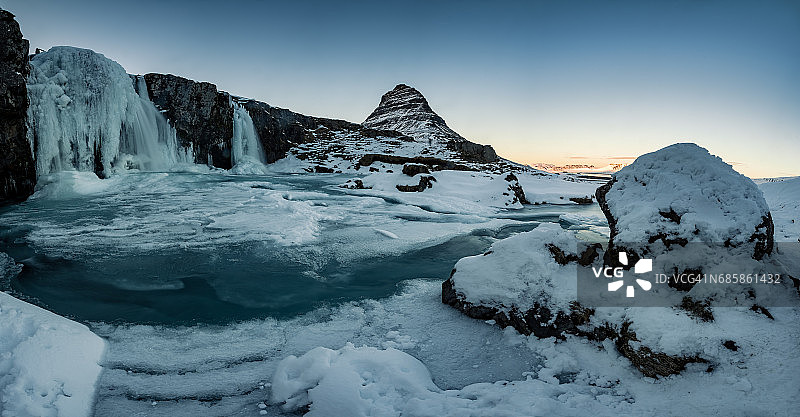 斯奈山半岛教堂山图片素材